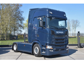 Trattore stradale SCANIA S 450