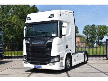 Trattore stradale Scania R520 V8 NGS 4x2 - RETARDER - 523 TKM - PARK. AIRCO - ACC - NAVI - 2 x FUEL TANKS - LED LIGHTS -: foto 2