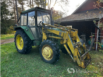 Trattore JOHN DEERE 2130