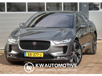 Autovettura JAGUAR