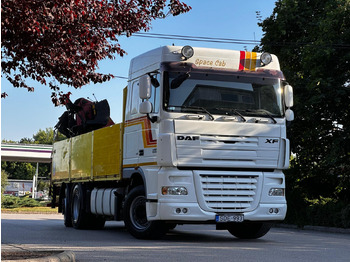 Camion con gru DAF XF 105 410