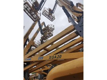 Piattaforma articolata XCMG Official Second Hand Hydraulic Boom Lift XGA20 20m Aerial Work Platform Price List: foto 3