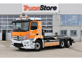 Autocarro scarrabile MERCEDES-BENZ eActros