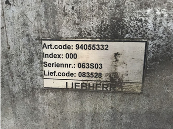 Cabina e interni LIEBHERR