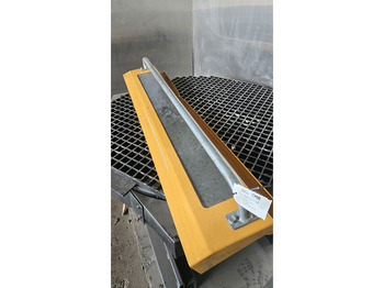Cofano LIEBHERR