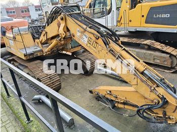 Escavatore cingolato LIEBHERR R 900