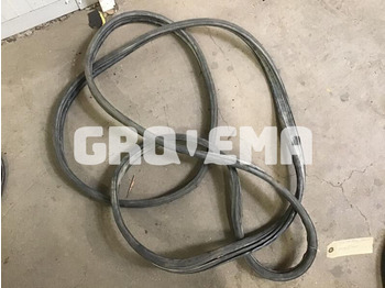 Cabina e interni LIEBHERR