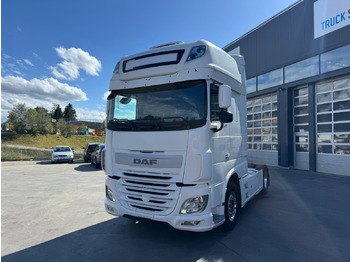 Trattore stradale DAF XF 460