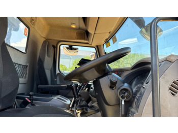 Autocarro scarrabile DAF LF 220: foto 5