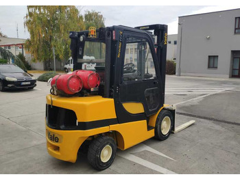 Carrello elevatore a gas Yale GLP35VX: foto 3