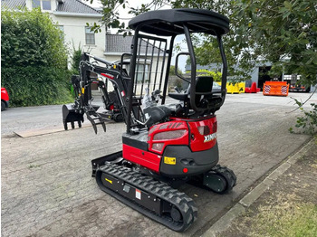 Miniescavatore RHINOCEROS
