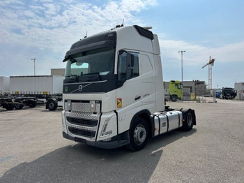 Trattore stradale VOLVO FH 500
