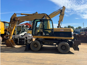 Escavatore CATERPILLAR M318