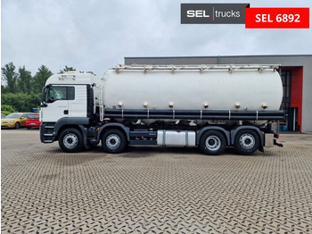 Camion cisterna MAN TGS 35.440