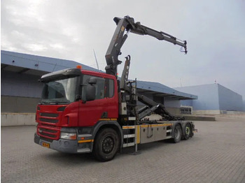 Autocarro scarrabile SCANIA P 400