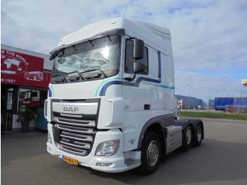 Trattore stradale DAF XF 440