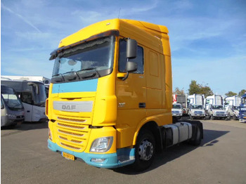 Trattore stradale DAF XF 440