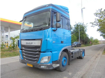 Trattore stradale DAF XF 440