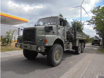 Autocarro con pianale/ Cassone fisso VOLVO N10
