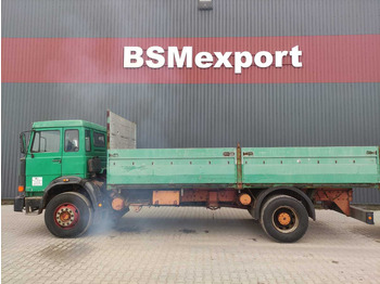 Autocarro con pianale/ Cassone fisso Magirus Deutz 256M19 flatbed truck: foto 4