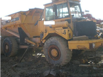 Dumper articolato VOLVO A25C