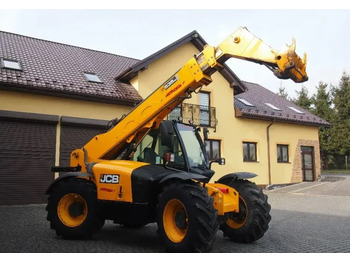 Sollevatore telescopico JCB