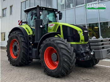 Trattore CLAAS Axion 930