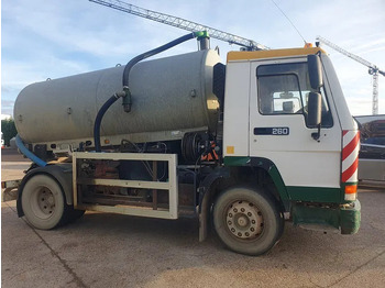 Camion VOLVO FL7 260