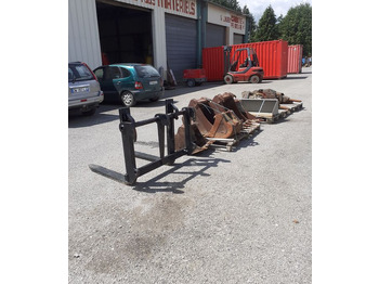 Attrezzatura per Macchina da cantiere Godets pour pelle,Mini pelle, Tracto pelle. Fourche et mat d'elevateur.Moteur de forage avec tariere: foto 2