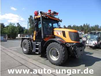 Trattore JCB