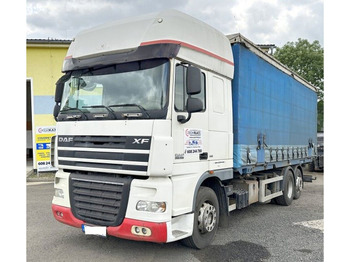 Camion centinato DAF