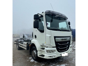 Autocarro scarrabile DAF LF 260