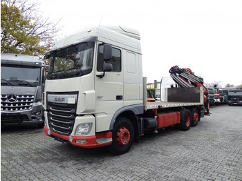 Camion con gru DAF XF 440