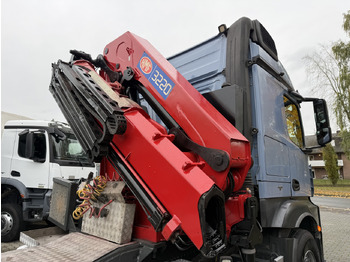 Trattore stradale Mercedes-Benz Actros 2548 LS 6X2 Kran HMF 3220 bis 16 Meter: foto 2