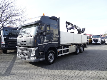 Camion con gru VOLVO FM 370