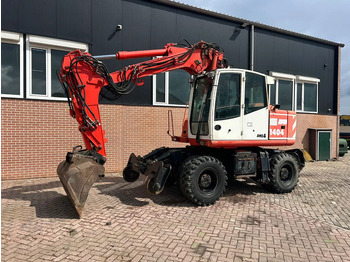 Escavatore gommato ATLAS