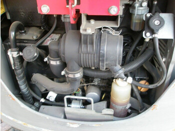 Miniescavatore Yanmar SV17: foto 5 Miniescavatore Yanmar SV17: foto 5