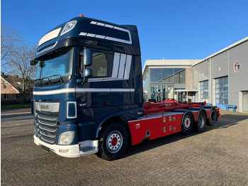 Autocarro scarrabile DAF XF 106 530