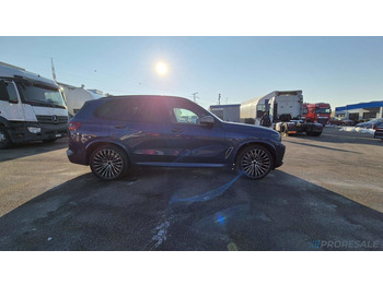 Autovettura BMW X5 M50D 3,0 294 kW: foto 3