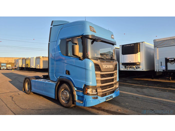 Trattore stradale SCANIA R 450