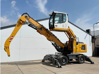 Escavatore per movimentazione LIEBHERR LH 22 M