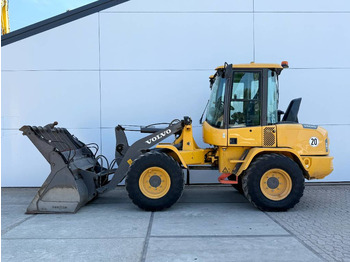 Pala gommata VOLVO L30G