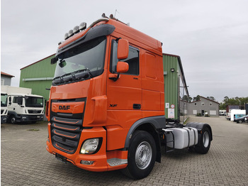 Trattore stradale DAF XF 530