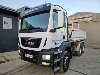 Autocarro ribaltabile MAN TGS 26.460