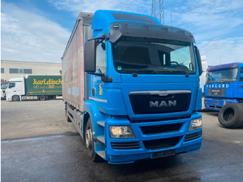 Camion centinato MAN