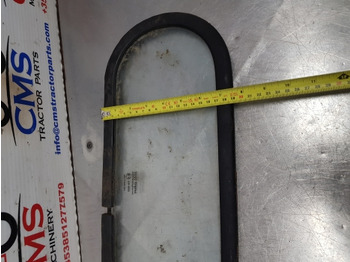 Finestra e ricambi Ford 6610, 10, 600, Tw Q Cab Series Bottom Rear Glass D6nn94420n26a: foto 3