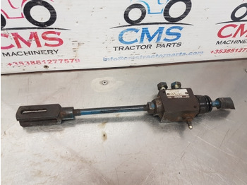 Ricambi freni per Macchina agricola Ford 7610, 4830, 4610 Brake Rod With Valve 053800004, 83955131: foto 2