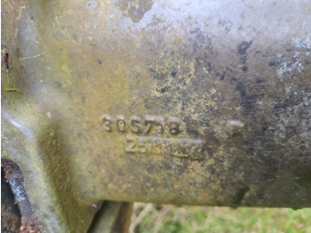 Asse posteriore per Macchina agricola Massey Ferguson 5450 Rear half axle rhs 3067118: foto 4