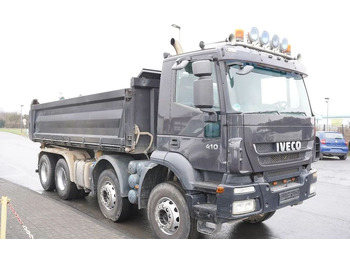 Autocarro ribaltabile IVECO Trakker