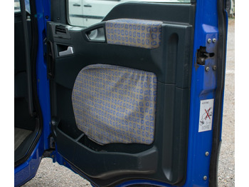 Porta e ricambi per Camion MAN TGA DOOR LINING - PASSENGER: foto 2